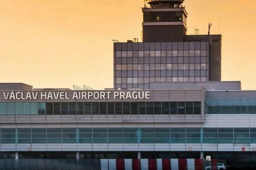 Séc tạm đóng cửa sân bay Vaclva Havel ở thủ đô Prague do sương mù