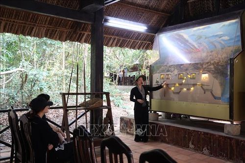 Phát huy giá trị văn hóa, lịch sử nơi 'đất thép thành đồng'