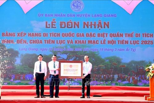 Quần thể di tích đình, đền, chùa Tiên Lục (Bắc Giang) đón nhận Bằng xếp hạng Di tích quốc gia đặc biệt