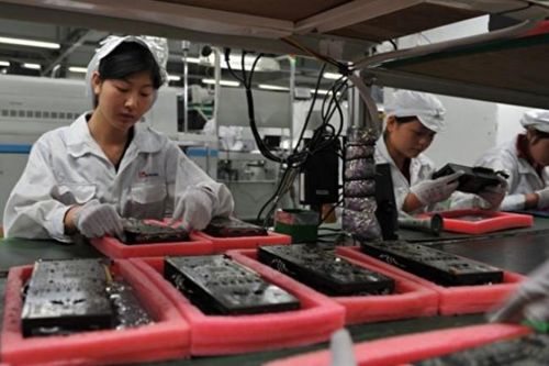 Apple đẩy nhanh quá trình chuyển chuỗi cung ứng sang nước khác, Trung Quốc ra tay