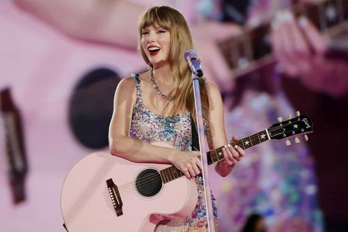 Hoài nghi về Taylor Swift