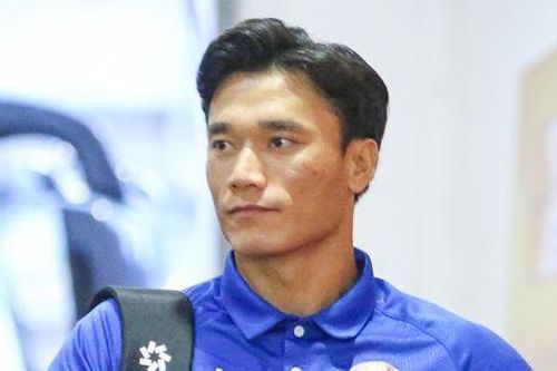Thủ môn Bùi Tiến Dũng, từ ngôi sao HAGL đến 'người thừa'