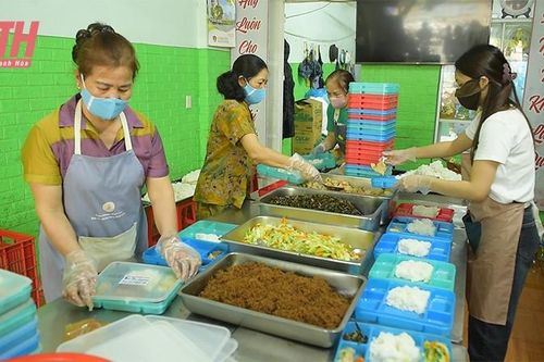 Một góc nhỏ tử tế ở 'phố' bệnh viện