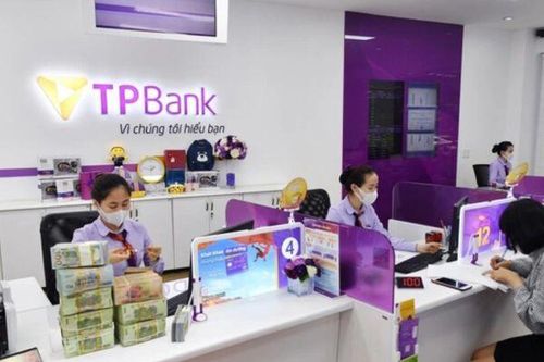 Ủy ban CKNN xử phạt Ngân hàng Thương mại cổ phần Tiên Phong