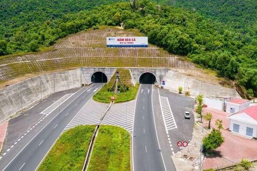 Chính phủ đẩy mạnh đầu tư công có giúp cổ phiếu 'vua hầm Đèo Cả' nổi sóng?