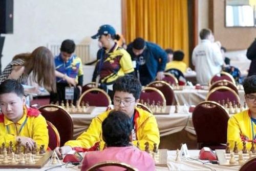 Các kỳ thủ Việt Nam giành trọn bộ huy chương cờ nhanh U.14 nam tại giải cờ vua trẻ thế giới
