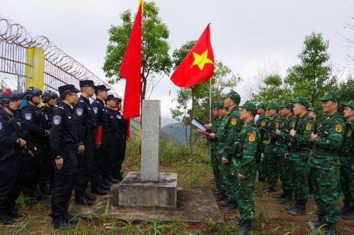 Xây dựng biên giới hòa bình, hợp tác, hữu nghị