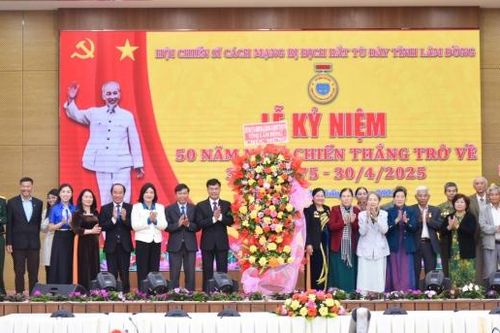 Hội Chiến sĩ cách mạng bị địch bắt tù đày tỉnh Lâm Đồng gặp mặt kỷ niệm 50 năm Ngày Giải phóng miền Nam, thống nhất đất nước