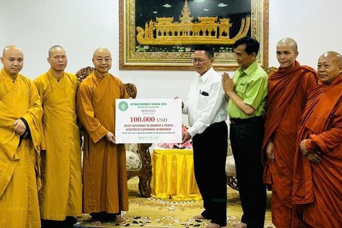 Giáo hội Phật giáo Việt Nam trao 120.000 USD hỗ trợ Phật giáo và nhân dân Myanmar