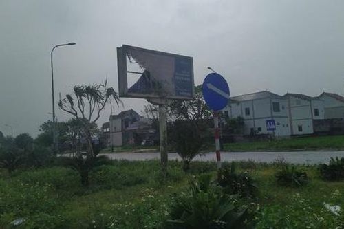 Hà Tĩnh: Rác bủa vây, hạ tầng xuống cấp ở điểm du lịch biển Xuân Hải