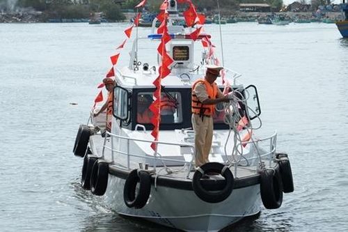 Tăng cường phương tiện tuần tra, kiểm soát ngư trường biển cho Công an Bình Thuận