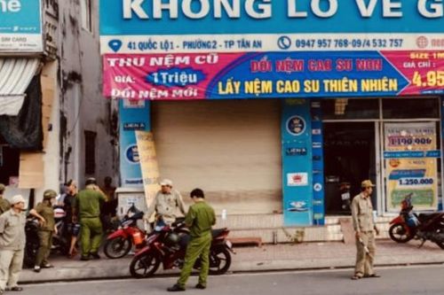 Nhân viên nữ tử vong bất thường trong cửa hàng buôn bán nệm