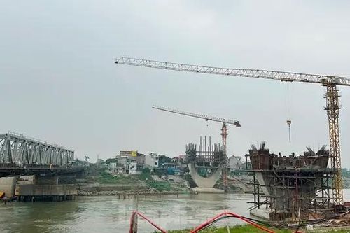 Dự án cầu Đuống mới có thể 'đắp chiếu' vì vướng GPMB