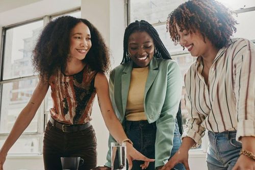 Khi Gen Z đổ xô theo đuổi ngành nghề từng bị xem là 'nhàm chán nhất thế giới'
