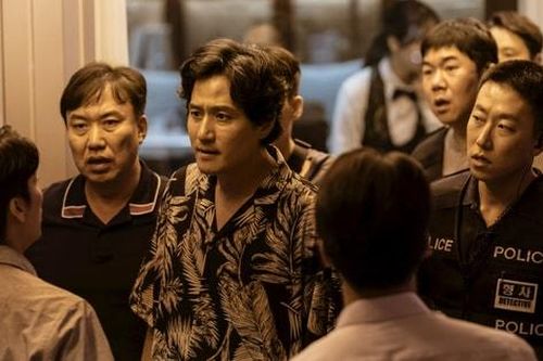 Nam tài tử gây sốt trong 'Khi cuộc đời cho bạn quả quýt' tái xuất màn ảnh rộng