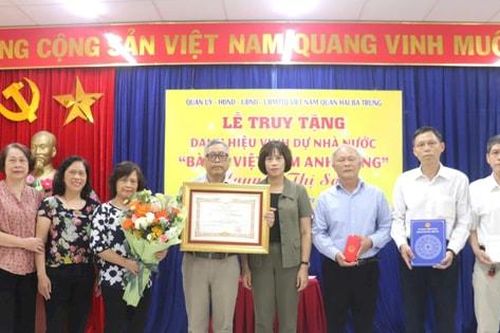 Quận Hai Bà Trưng truy tặng danh hiệu vinh dự Nhà nước Bà mẹ Việt Nam Anh hùng
