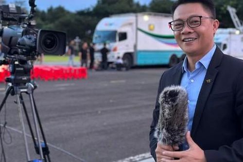 BTV Quang Minh từng nói gì về thu nhập của MC và nghề tay trái?