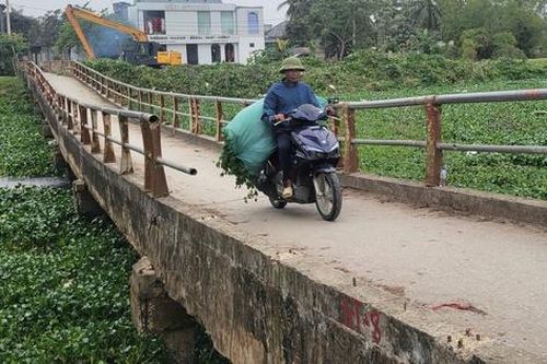 Cầu xuống cấp, mất an toàn giữa TP Thanh Hóa