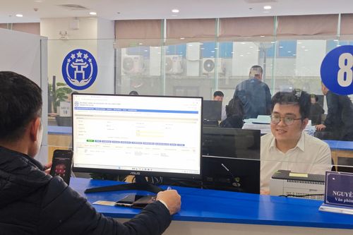 Hà Nội lập tổ công tác liên ngành đôn đốc nhóm nhiệm vụ 'làn xanh'