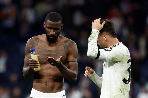 Real Madrid thảm bại vì lười chạy