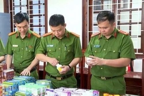 Thủ tướng chỉ đạo điều tra nhanh, xử nghiêm vụ sữa giả, thuốc giả