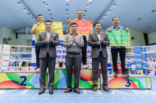Quân đội giành ngôi Nhất toàn đoàn tại Giải vô địch Boxing các đội mạnh toàn quốc