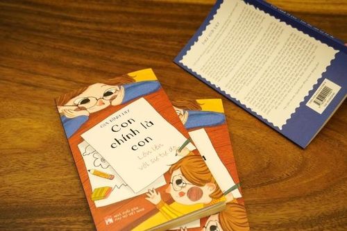 'Con chính là con lớn lên với sự tự do': Cuốn sách đề cao sự đồng hành cùng con của các bậc phụ huynh