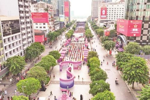 Hành trình 50 năm du lịch Thành phố Hồ Chí Minh