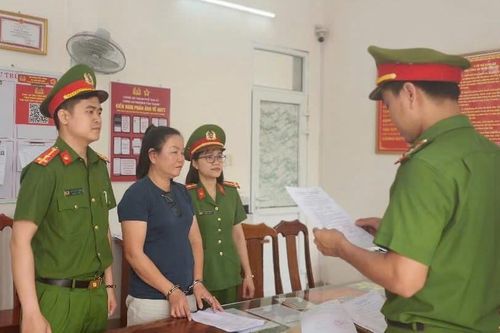 Vào tù vì lừa chạy án