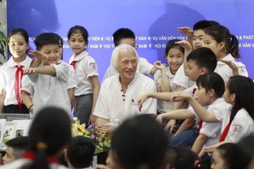 Khát vọng hòa bình