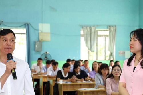 Cấp thiết đưa giáo dục tài chính vào trường phổ thông