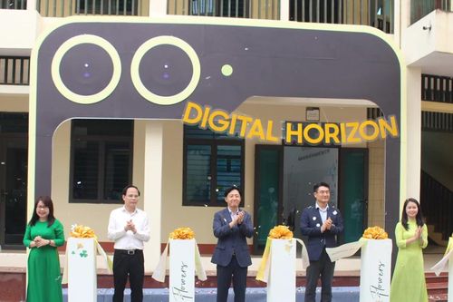 Thái Nguyên khánh thành phòng học 'Không gian số' cho trẻ khuyết tật