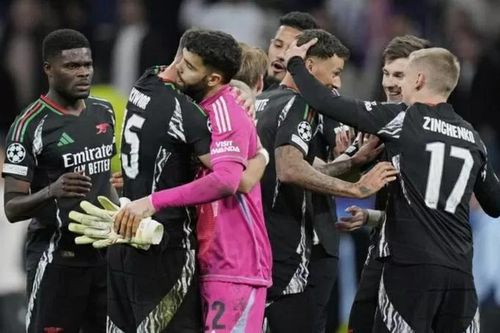 Arsenal vào bán kết Champions League sau 16 năm, lần thứ hai loại đương kim vô địch Real Madrid