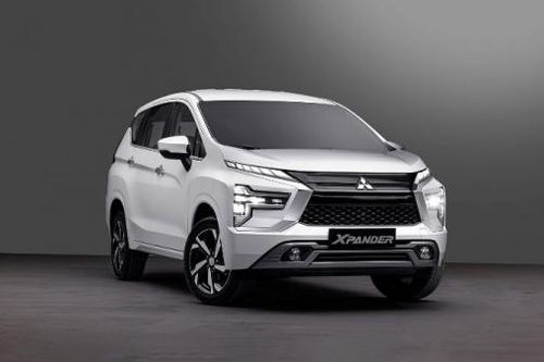 Top 10 xe ô tô động cơ đốt trong bán chạy nhất tháng 3/2025: Mitsubishi Xpander bức tốc mạnh mẽ