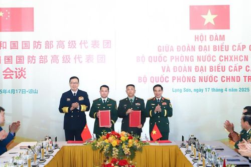 Hội đàm giữa Đoàn đại biểu cấp cao Bộ Quốc phòng hai nước Việt Nam - Trung Quốc