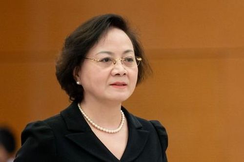 Bộ trưởng Nội vụ: Chưa có căn cứ, cơ sở trong việc điều chỉnh tiền lương năm 2026