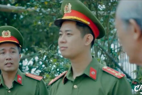 'Những chặng đường bụi bặm' tập 17: Công an ập tới khi Nguyên ra mắt họ hàng ông Nhân