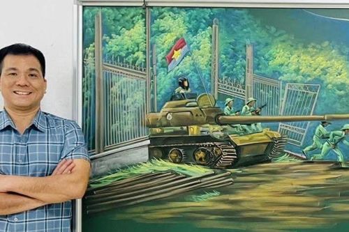 Thầy giáo Nghệ An tái hiện thời khắc xe tăng húc đổ cổng Dinh Độc Lập bằng phấn màu