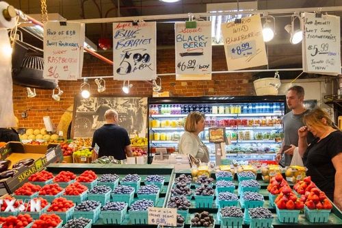 Canada giữ nguyên mức lãi suất 2,75%, tạm dừng chiến dịch nới lỏng tiền tệ