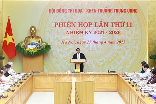 Thủ tướng: Thi đua - khen thưởng phải tạo động lực cho cả dân tộc bước vào kỷ nguyên mới