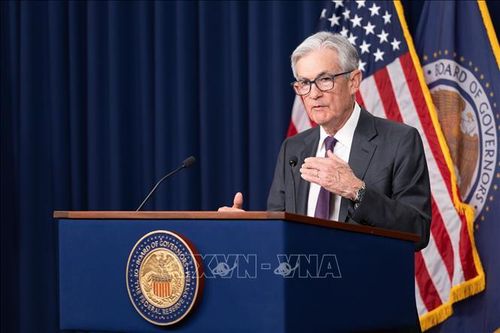Tổng thống Trump kêu gọi bãi nhiệm Chủ tịch Fed sau cảnh báo về thuế quan