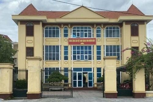 Trưởng Chi cục Thi hành án dân sự Đồng Hới bị cách tất cả chức vụ trong Đảng