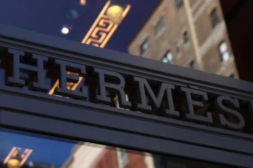 Hãng Hermes (Pháp) tăng giá tại Mỹ bù đắp tác động của thuế tăng