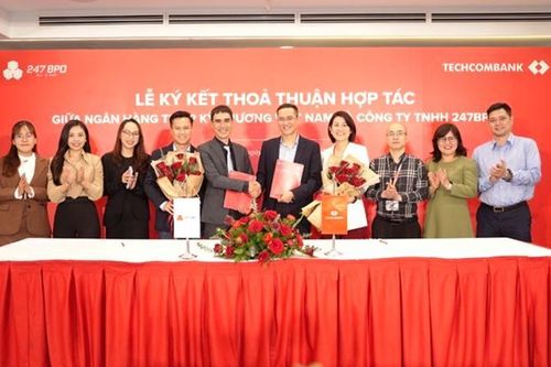 Techcombank triển khai dịch vụ đặt mua ngoại tệ trực tuyến