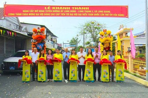 Khánh thành nâng cấp, mở rộng tuyến đường ấp Long Hưng - Long Thạnh 2