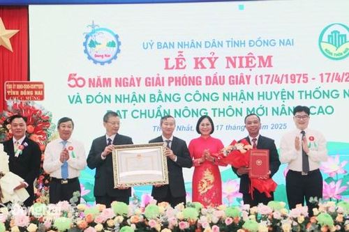 Đồng Nai tổ chức kỷ niệm 50 năm Ngày Giải phóng Dầu Giây và đón nhận bằng công nhận huyện Thống Nhất đạt chuẩn nông thôn mới nâng cao