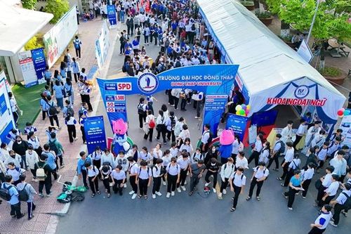 Chưa đủ căn cứ xác định nguyên nhân vụ nghi ngộ độc thực phẩm tại Trường Đại học Đồng Tháp