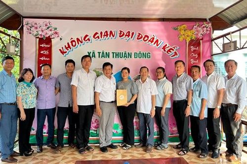 Xã Tân Thuận Đông có thêm mô hình 'Không gian đại đoàn kết'