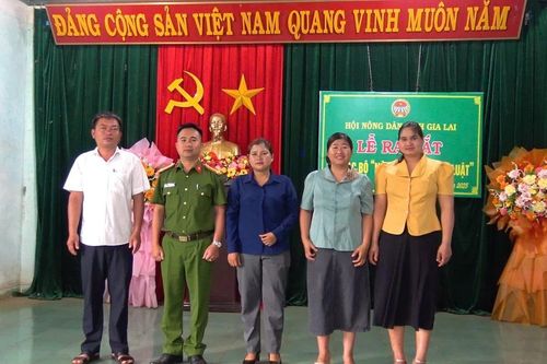 Ra mắt Câu lạc bộ Nông dân với pháp luật tại xã Ia Kly