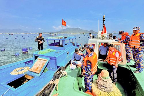 Tuần tra, kiểm soát vùng nước cấm Căn cứ quân sự Cam Ranh